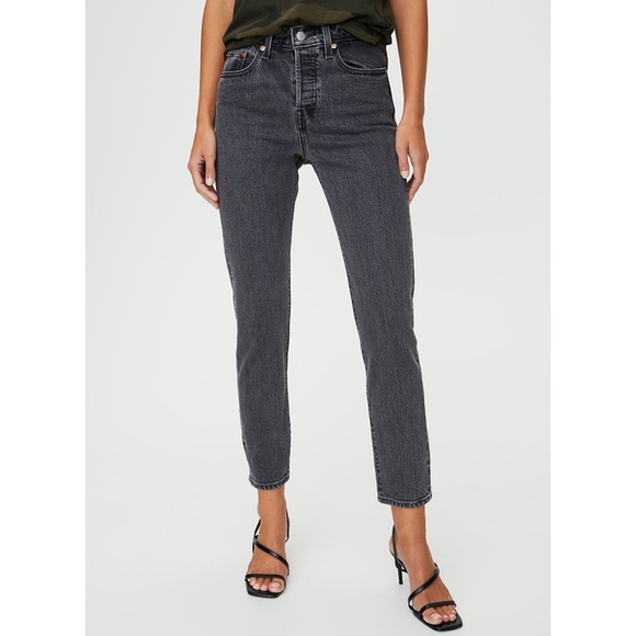 Levi's Wedgie Icon Fit Jeans in Bite My Dust - Picture 13 of 16